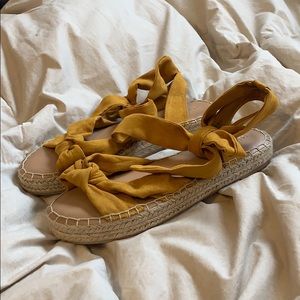 Old Navy Flats (yellow)